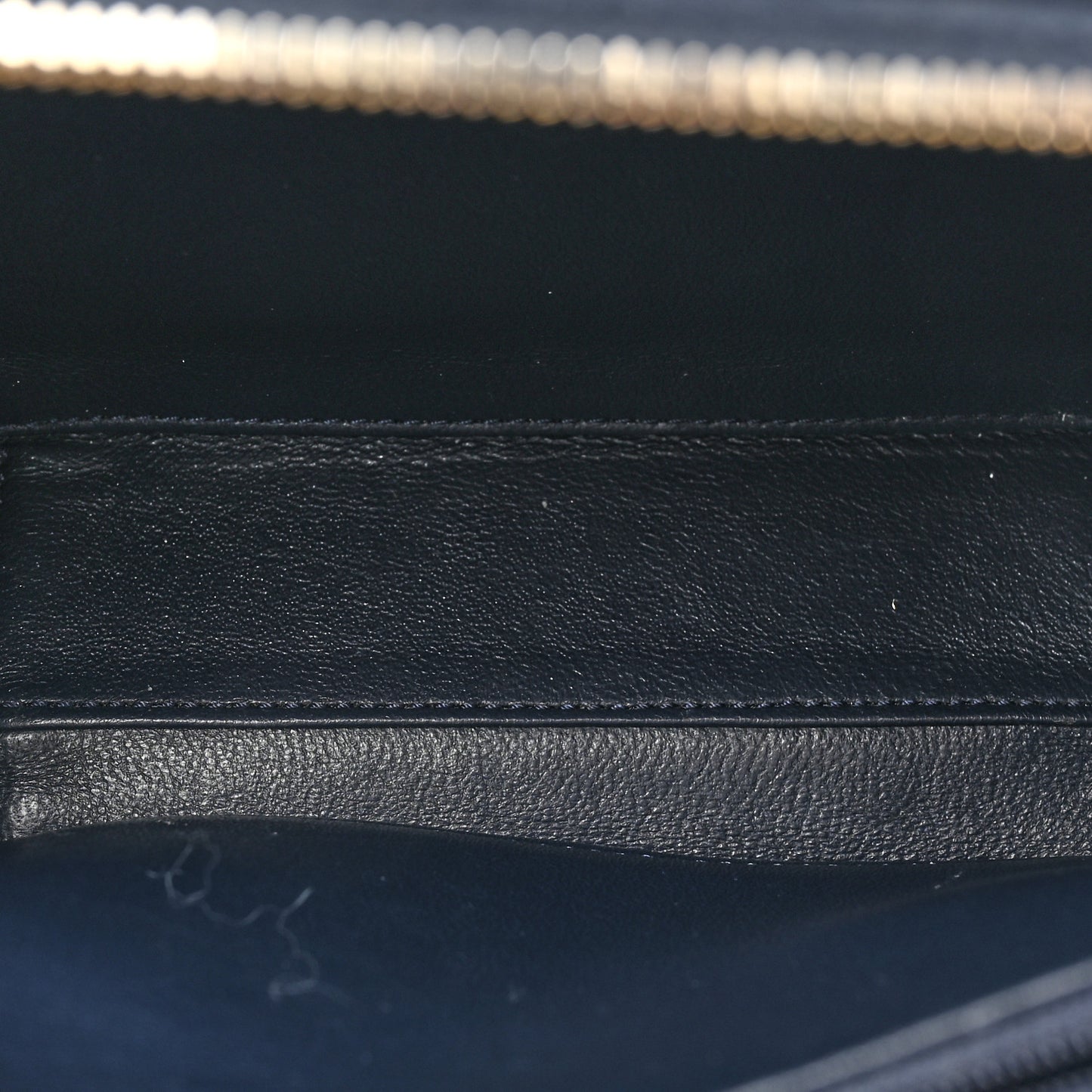 Caviar Quilted Medium CC Filigree Vanity Case Navy