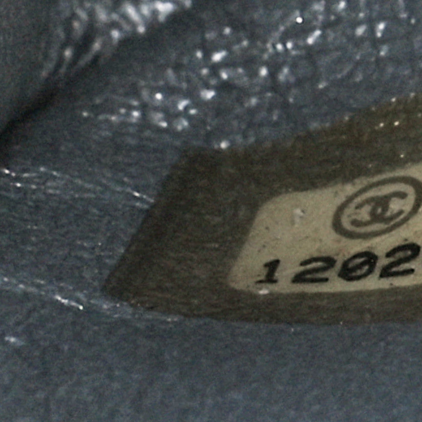 Metallic Aged Calfskin Quilted Jumbo Single Flap Silver