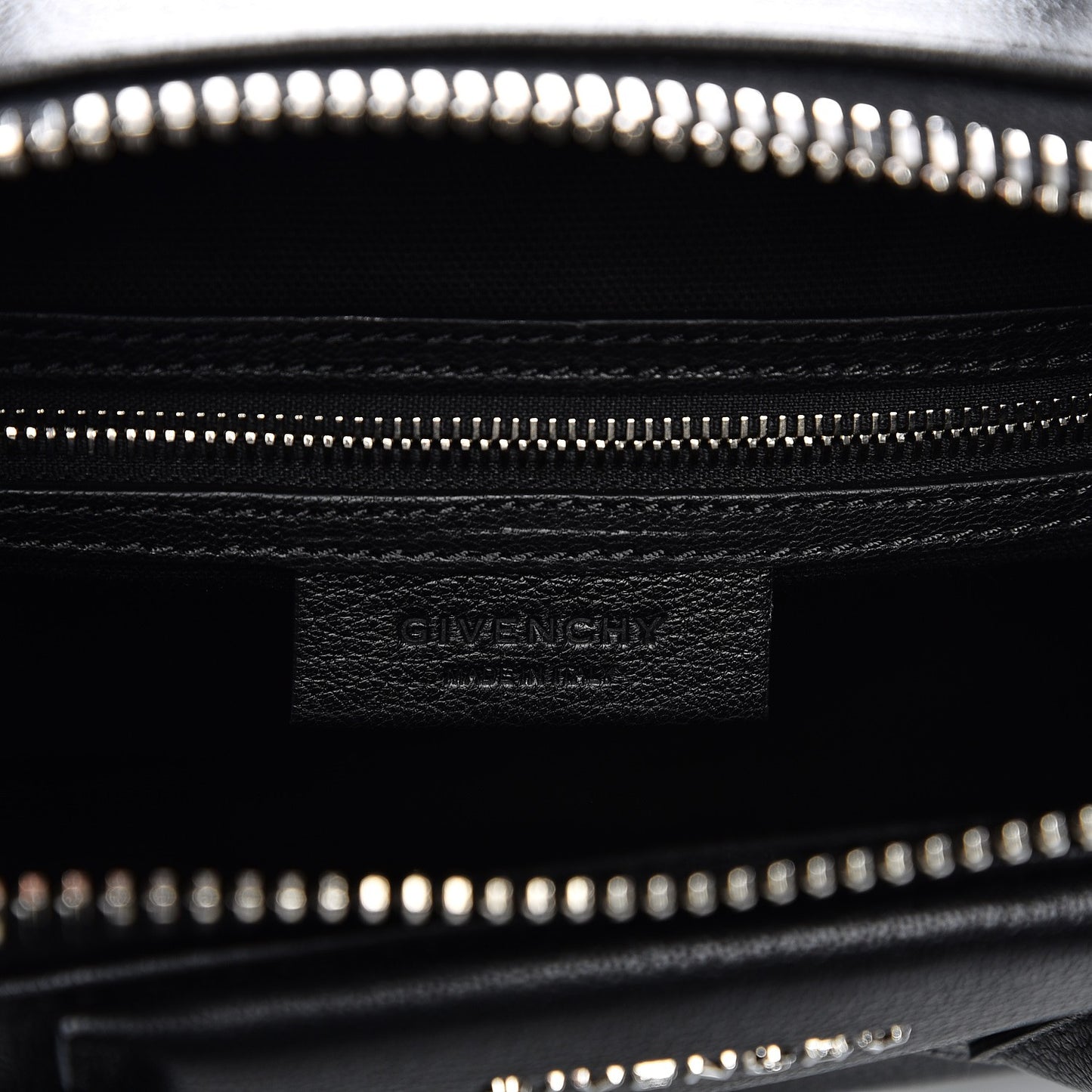 Sugar Goatskin Small Antigona Black