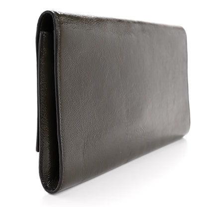 Saint Laurent Textured Patent Calfskin Monogram Large Belle De Jour Clutch Green 3 of 8