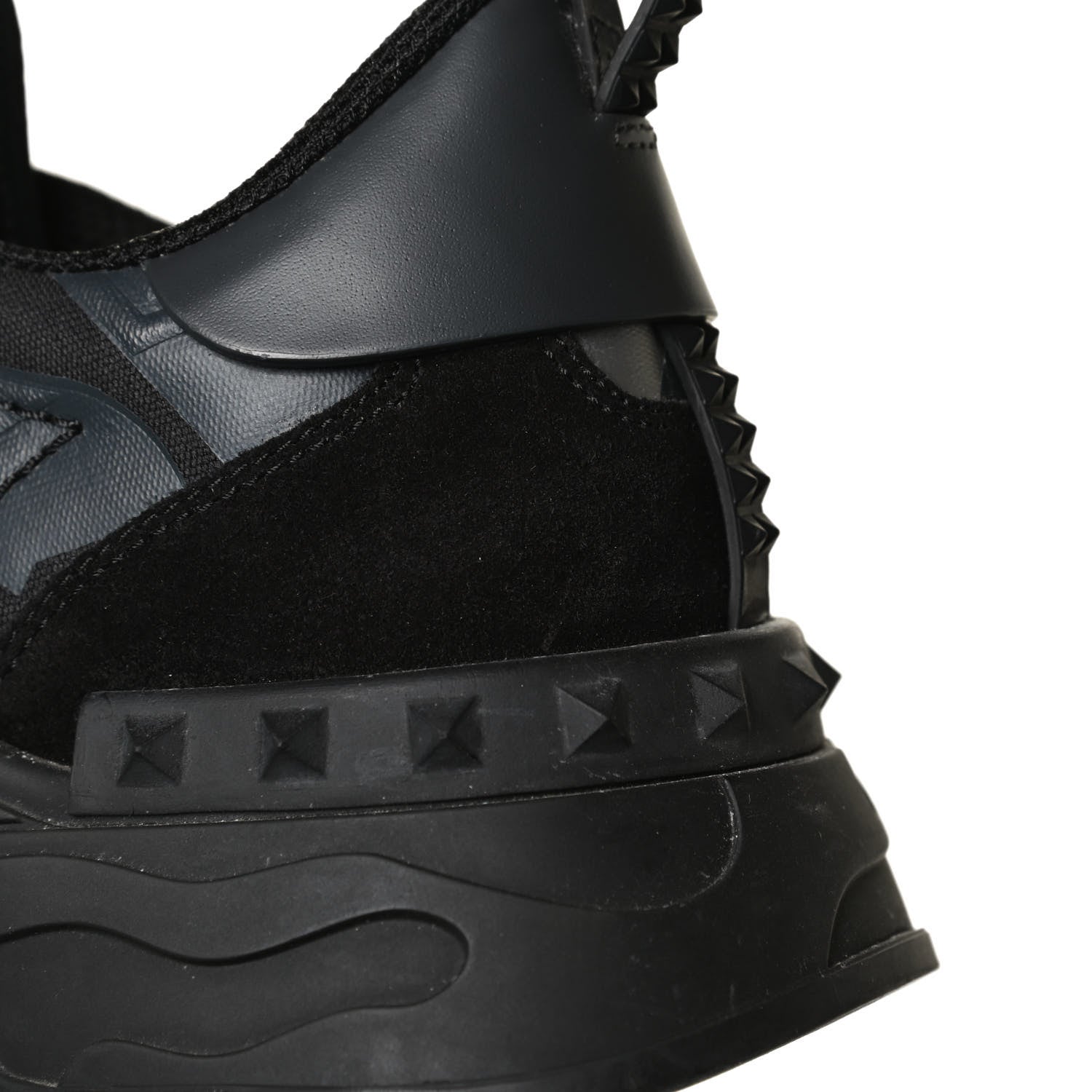 Valentino Garavani Nappa Suede Camouflage Womens Rockrunner Plus High Frequency Sneakers 41 Black 12 of 12