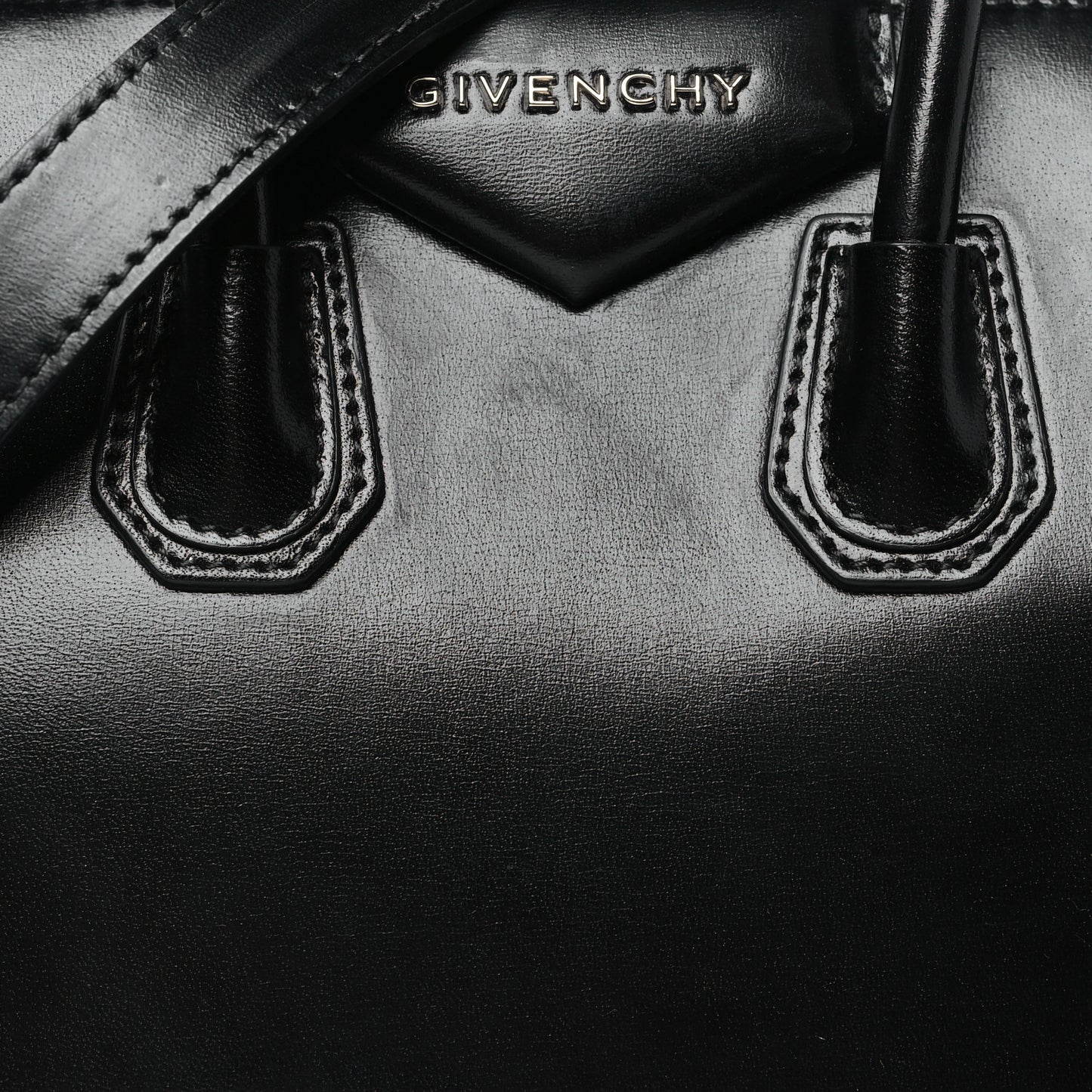 Shiny Lord Calfskin Mini Antigona Black