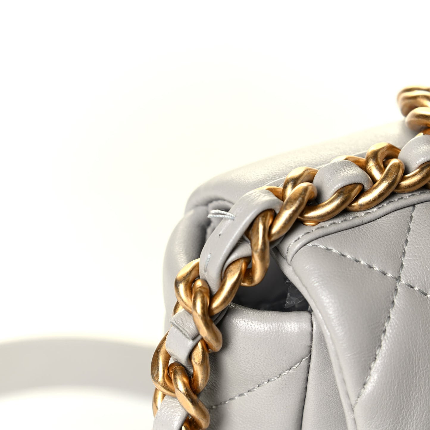Lambskin Quilted Medium Chanel 19 Flap Grey