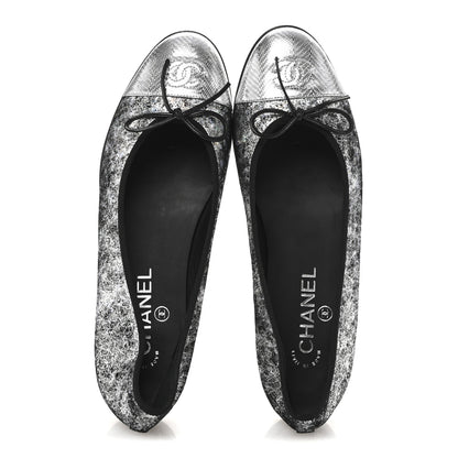 Chanel Metallic Calfskin Hologram Cap Toe Ballerina Flats 38.5 Silver 2 of 10