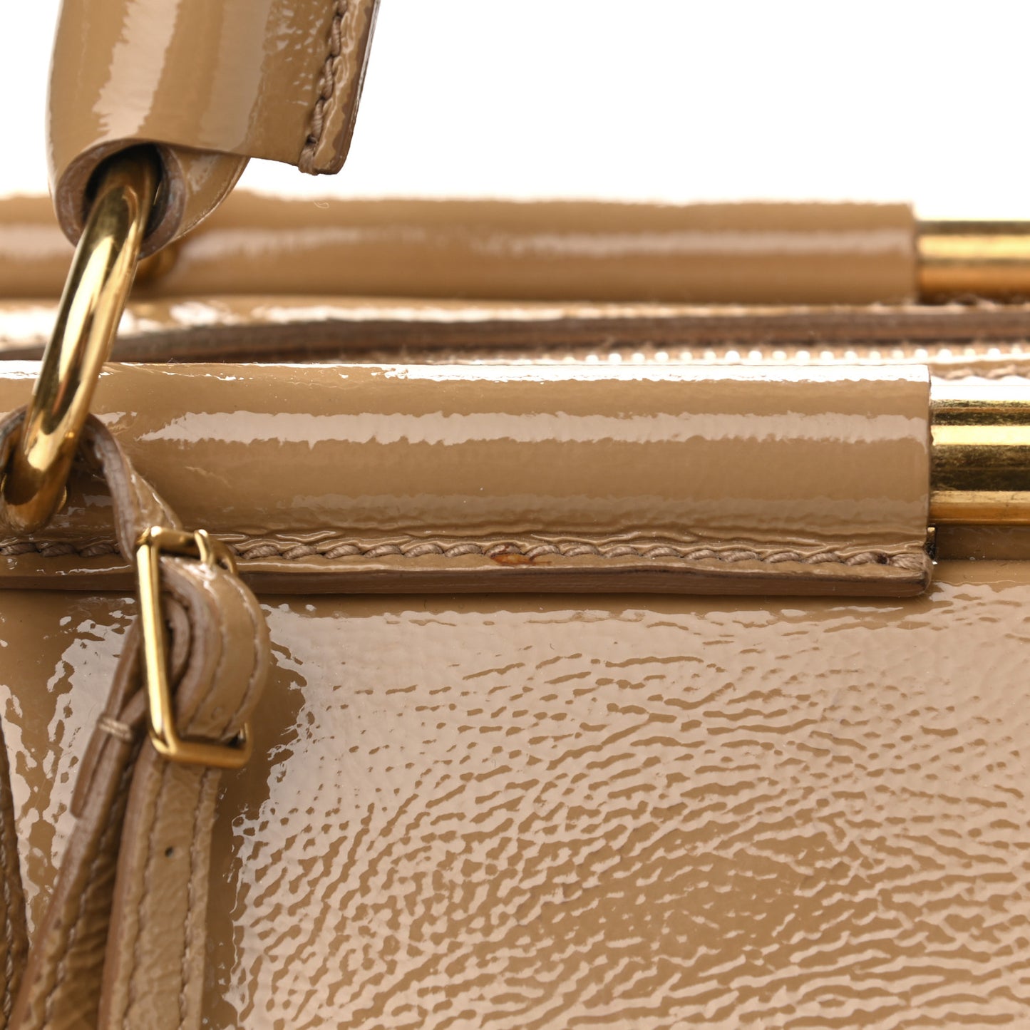 Patent Medium Majorelle Beige