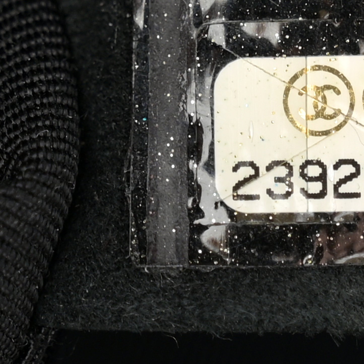 Caviar Quilted Medium Boy Flap Black