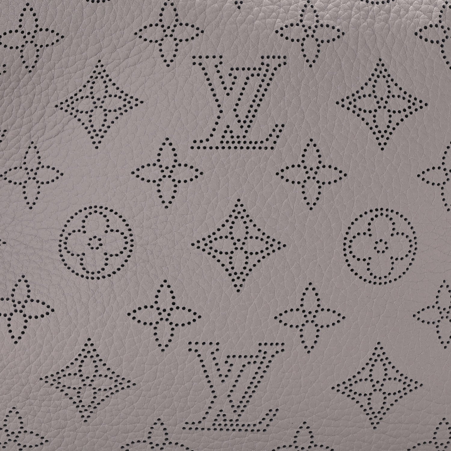 Louis Vuitton Mahina Baia PM Lilas 8 of 10