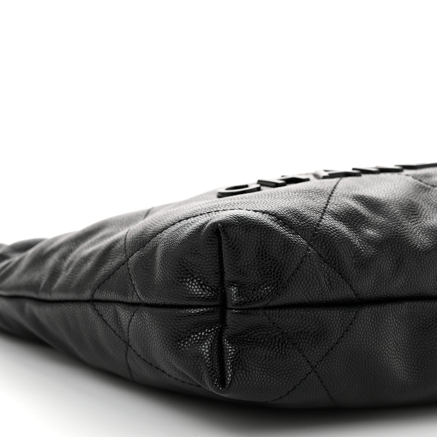 Shiny Caviar Quilted Monochrome Mini Chanel 22 Black