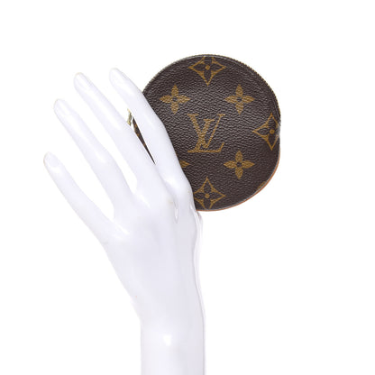 Louis Vuitton Monogram Round Coin Purse 2 of 6