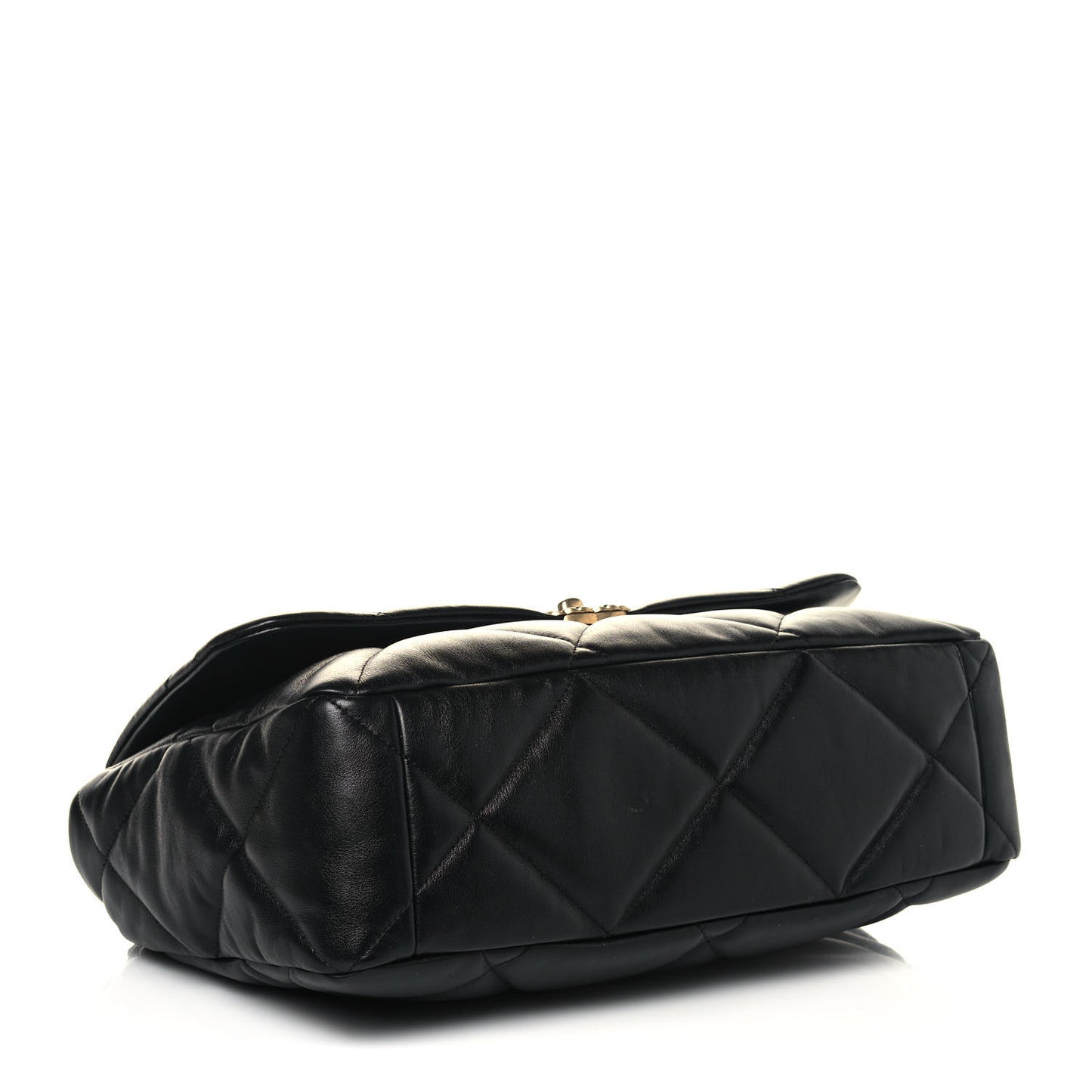 Lambskin Quilted Maxi Chanel 19 Flap Black