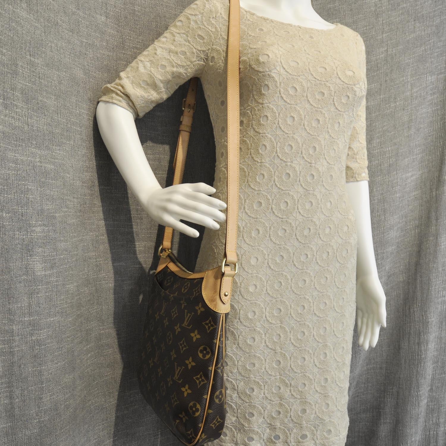 Louis Vuitton Monogram Odeon PM 2 of 8