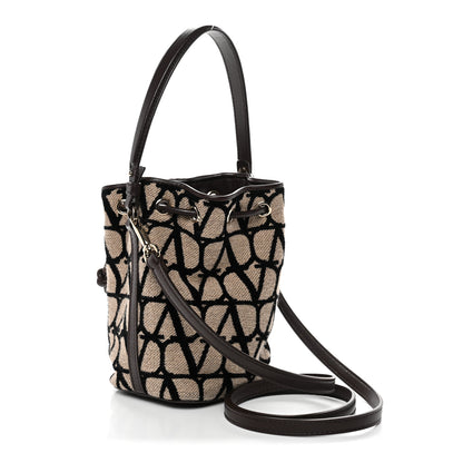 Valentino Garavani Toile Iconographe Nappa Mini Vlogo Signature Bucket Bag Naturale Black Fondant 3 of 10