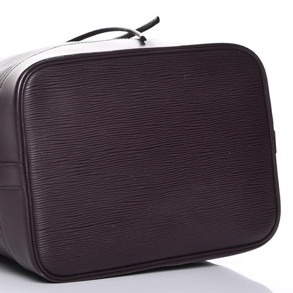 Louis Vuitton Epi Noe NM Quetsche 10 of 10
