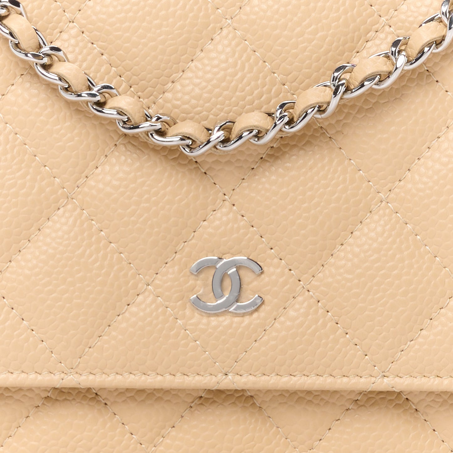 Caviar Quilted Wallet on Chain WOC Beige