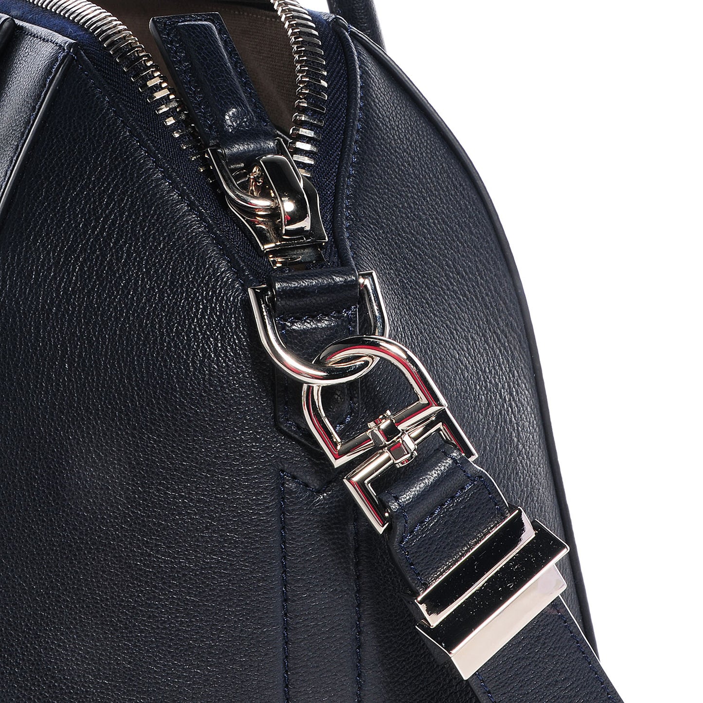 Sugar Goatskin Medium Antigona Navy