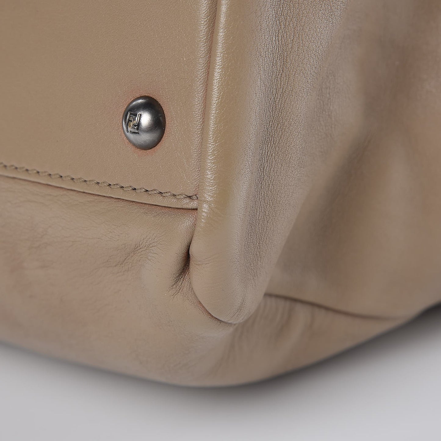 Vitello Saddle Ayers Large Peekaboo Iconic Satchel Argilla Saddle