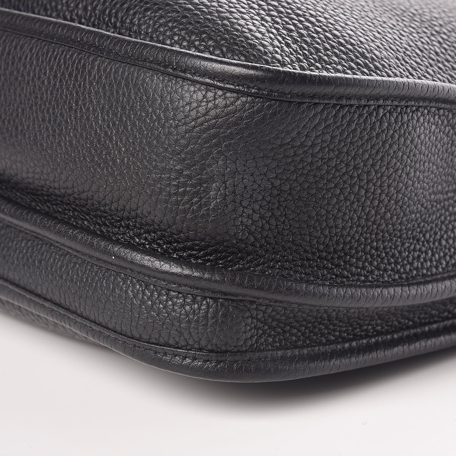 Hermes Taurillon Clemence Evelyne III PM Black 12 of 14