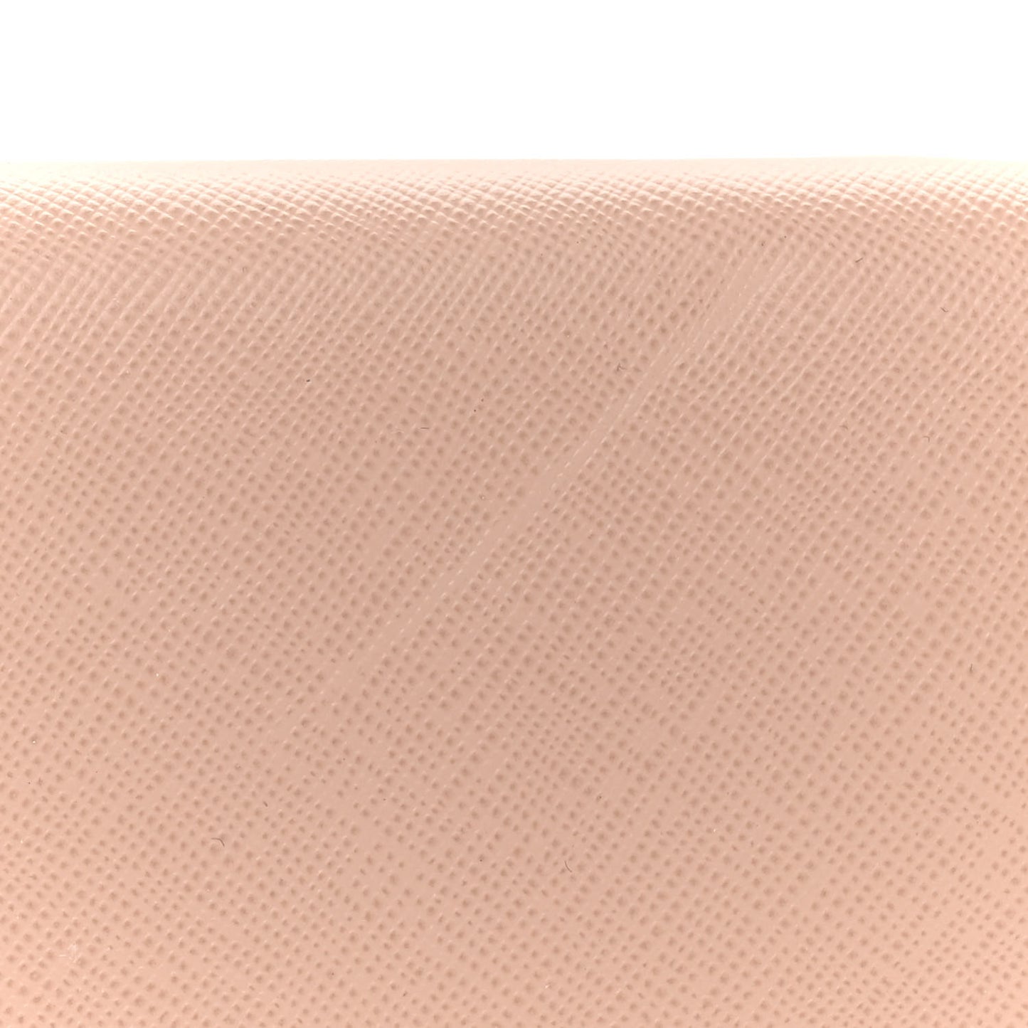 Saffiano Metal Oro Chain Wallet Cammeo