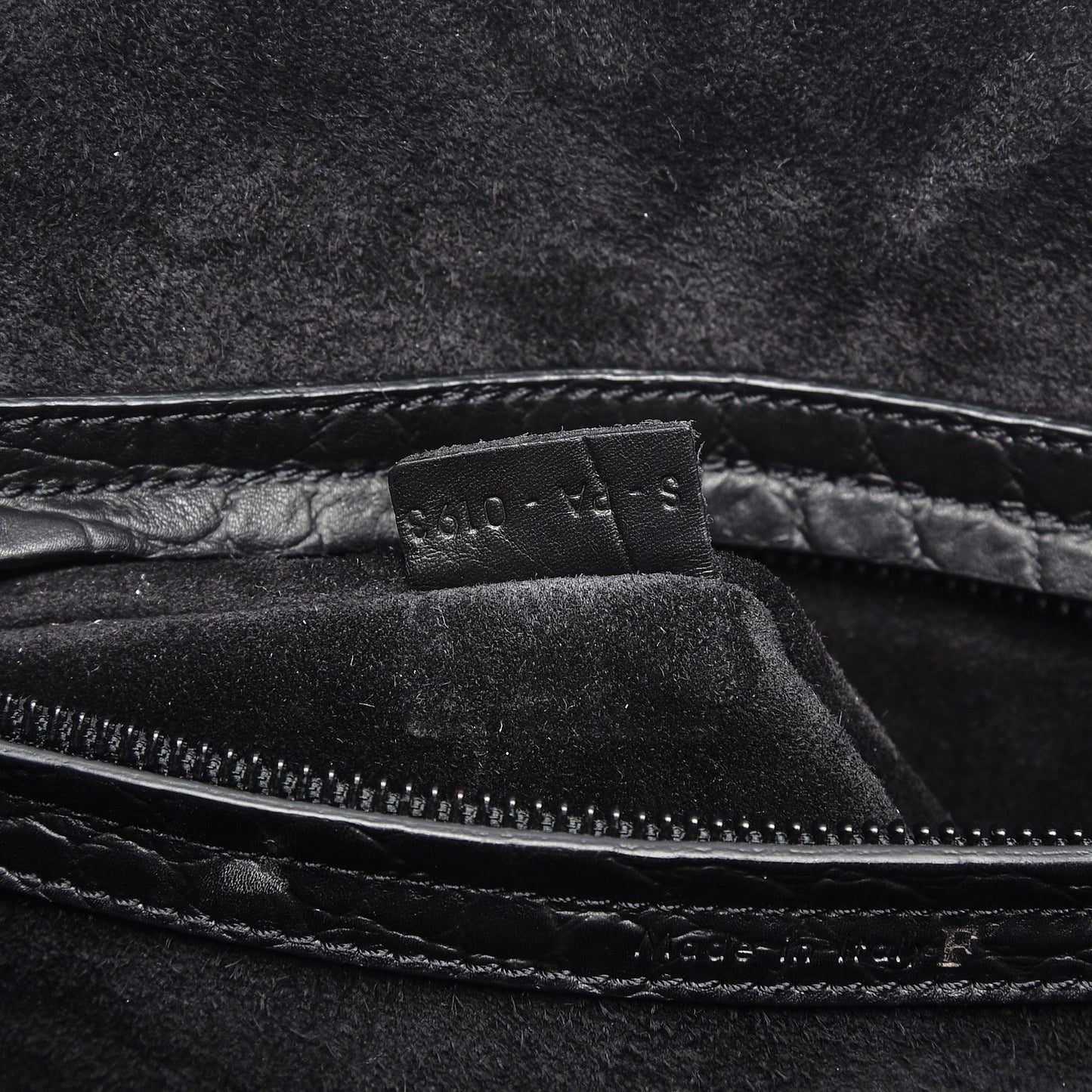 Crocodile Embossed Calfskin Medium Phantom Luggage Black
