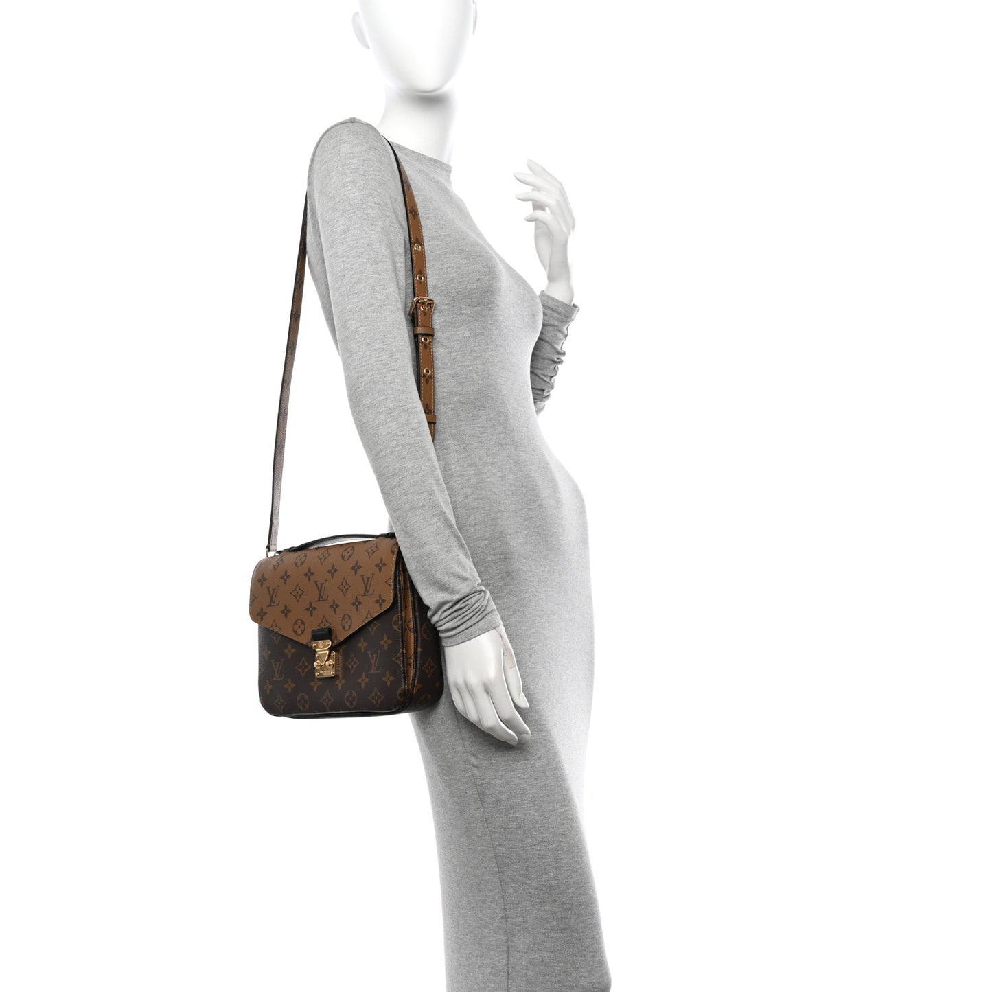 Reverse Monogram Pochette Metis