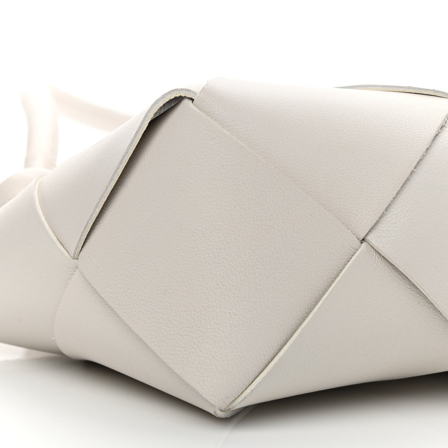 Nappa Maxi Intreccio Exploded Shoulder Bag Chalk