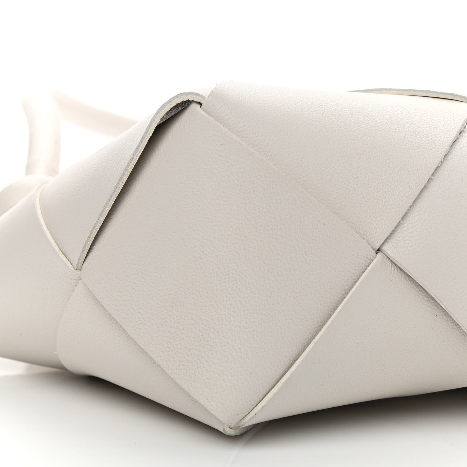 Bottega Veneta Nappa Maxi Intreccio Exploded Shoulder Bag Chalk 9 of 12