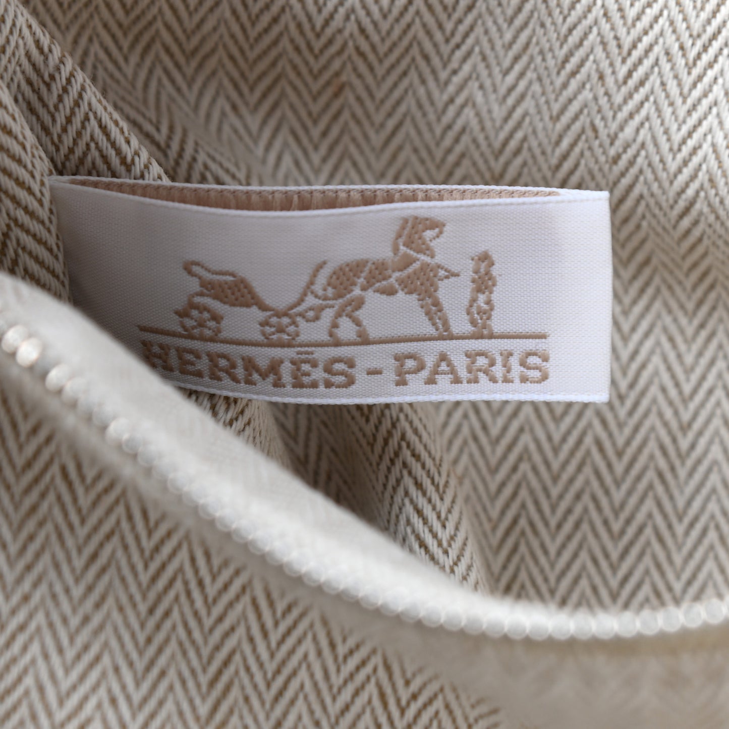 Canvas Barenia Fourbi 25 MM Pouch Naturel Fauve