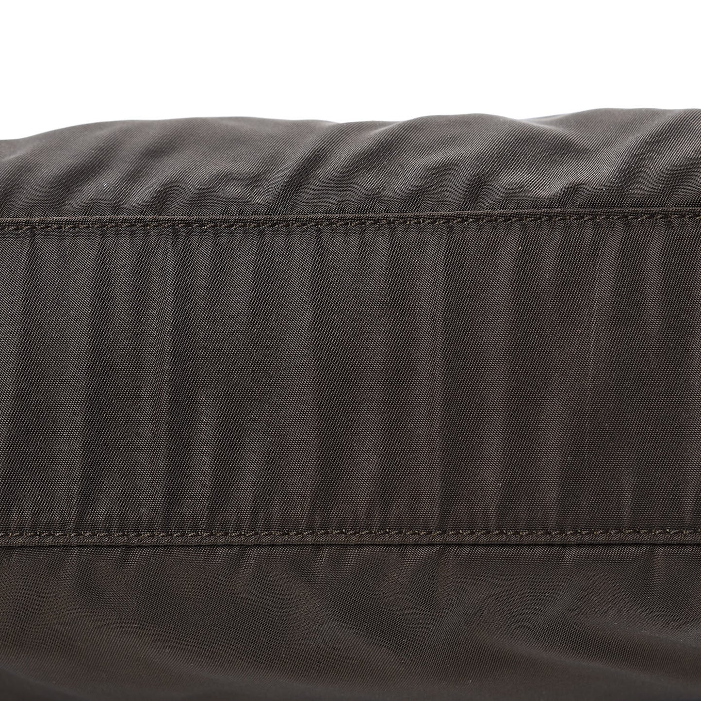 Tessuto Nylon Catena Shoulder Bag Muschio