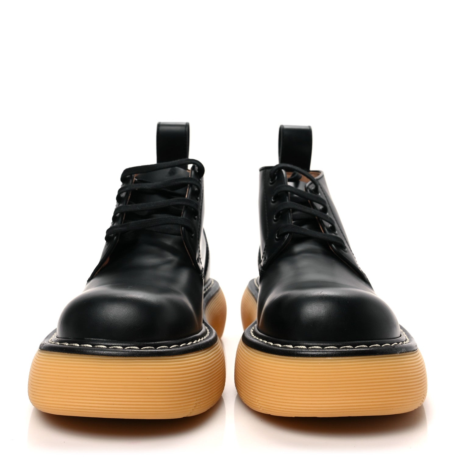 Bottega Veneta Calfskin Mens The Swell Lace Up Ankle Boots 40 Black Natural Rubber 2 of 8