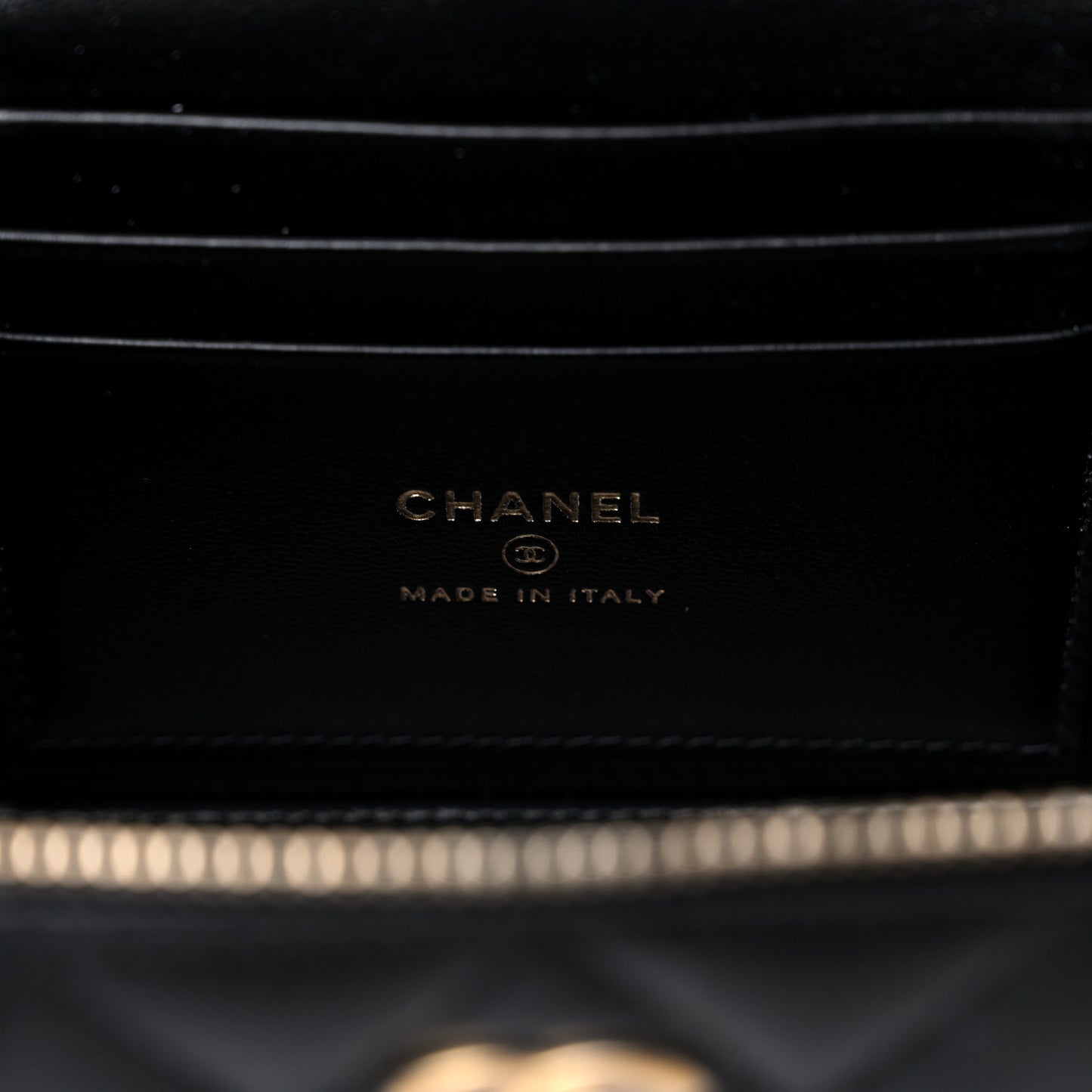 Lambskin Quilted Metal Small Top Handle Vanity Case With Chain Black