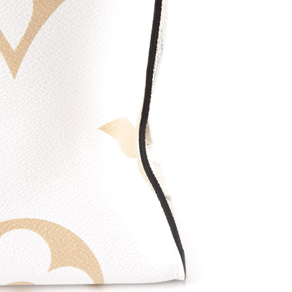 Louis Vuitton Monogram Giant Onthego GM Kaki Beige 9 of 11