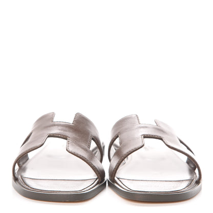 Hermes Goatskin Oran Sandals 37 Gris Galet 2 of 8