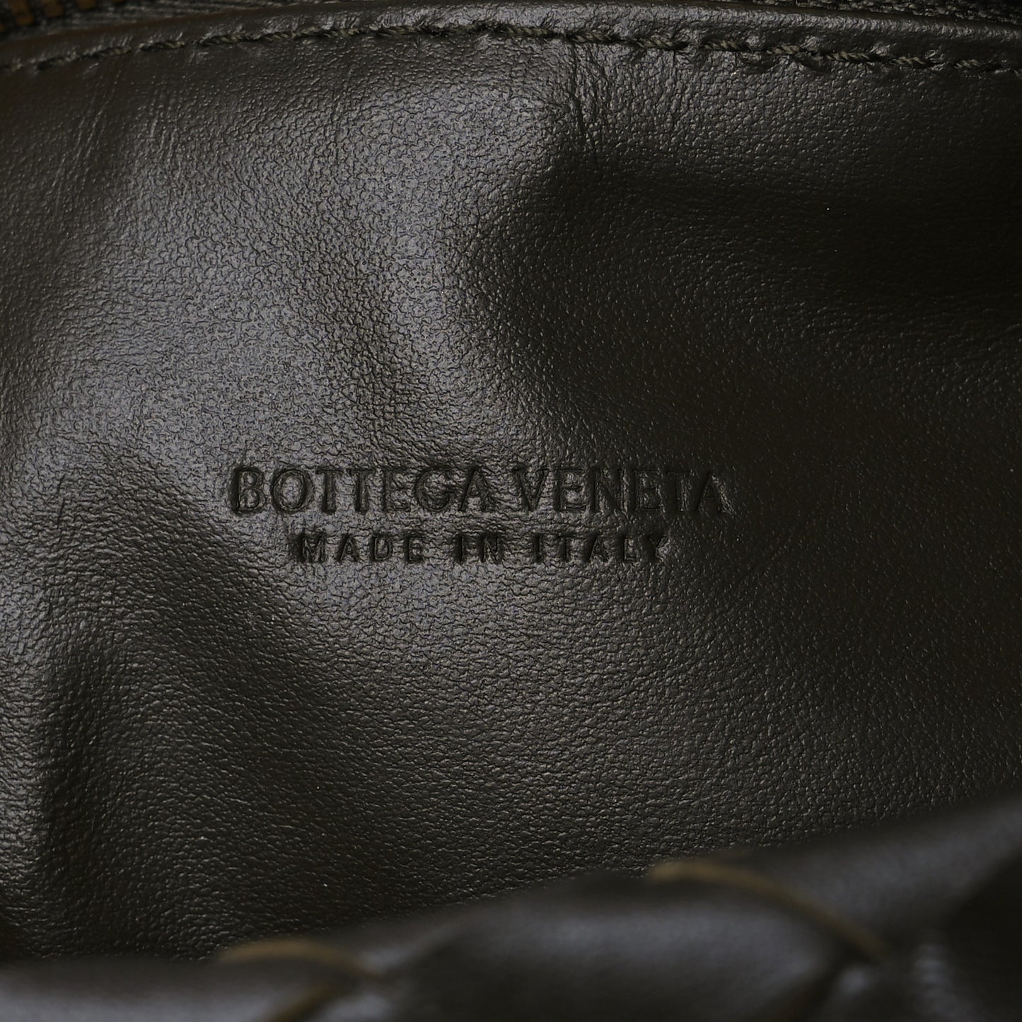 Calfskin Nappa Intrecciato Mini Wallace Kaki