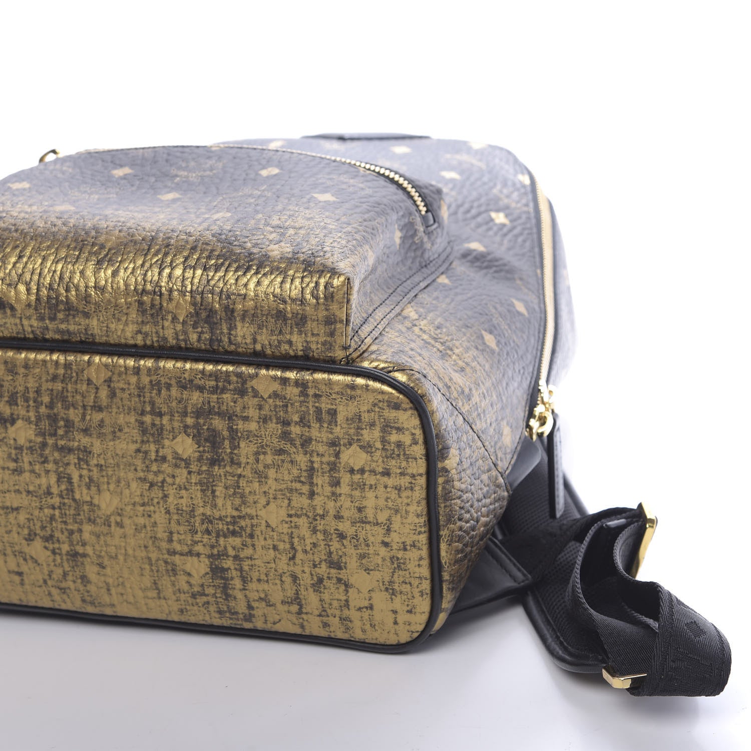 MCM Gradation Visetos Medium Backpack Black Gold 11 of 11