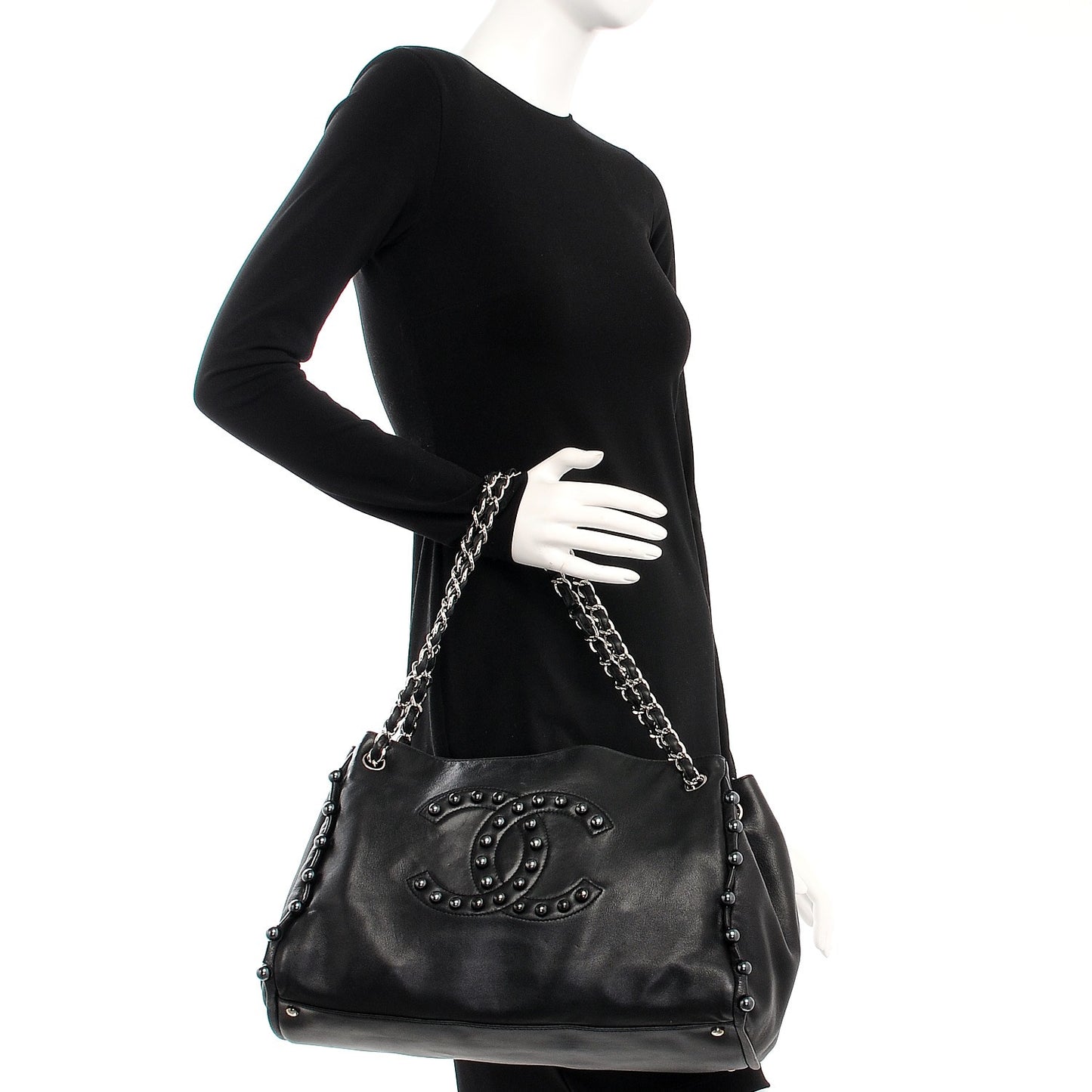 Lambskin Pearl Obsession Tote Black