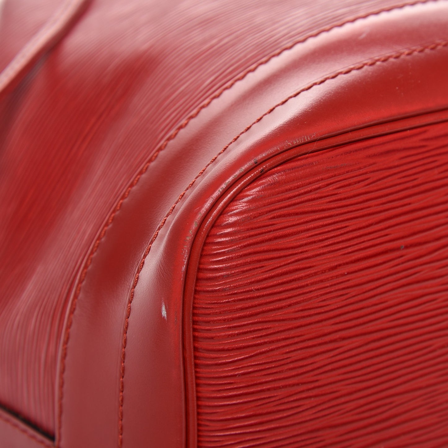 Epi Noe Castillan Red