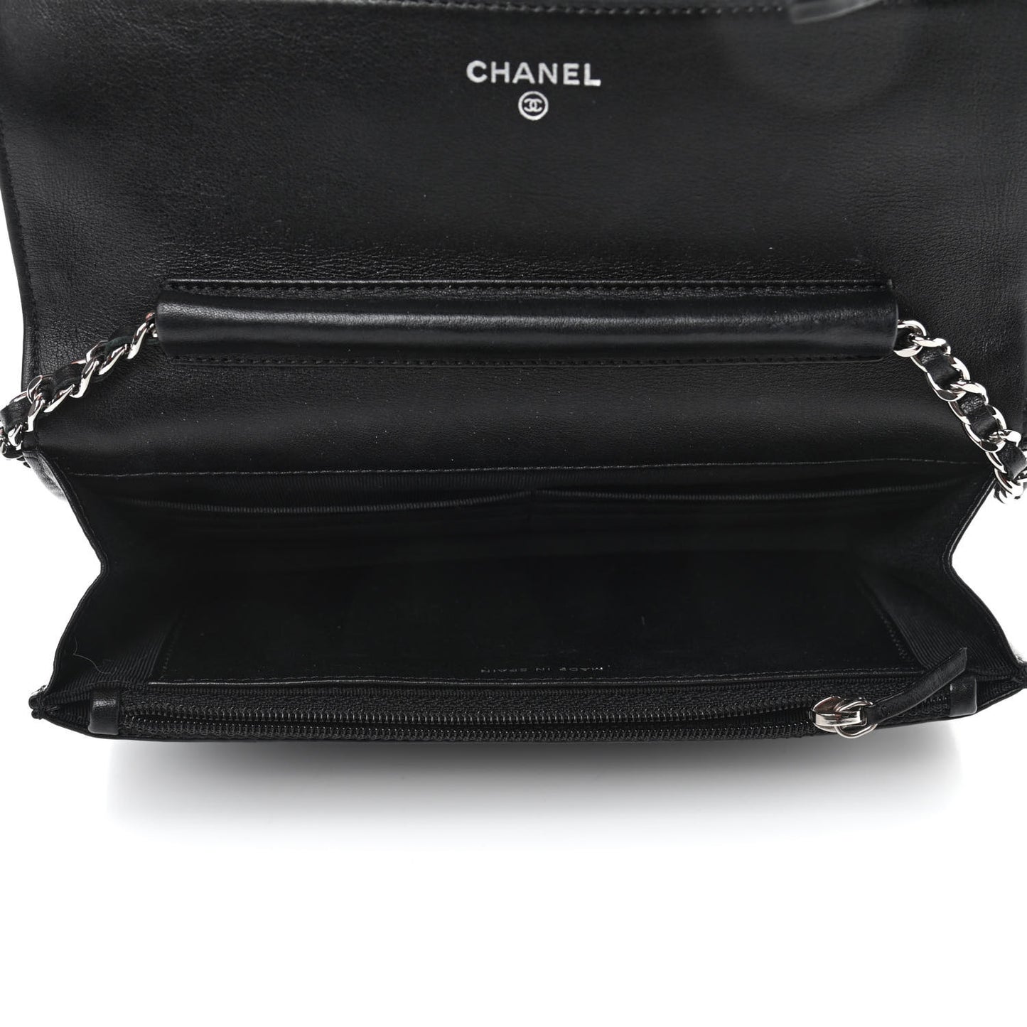Patent Quilted Wallet On Chain WOC Black