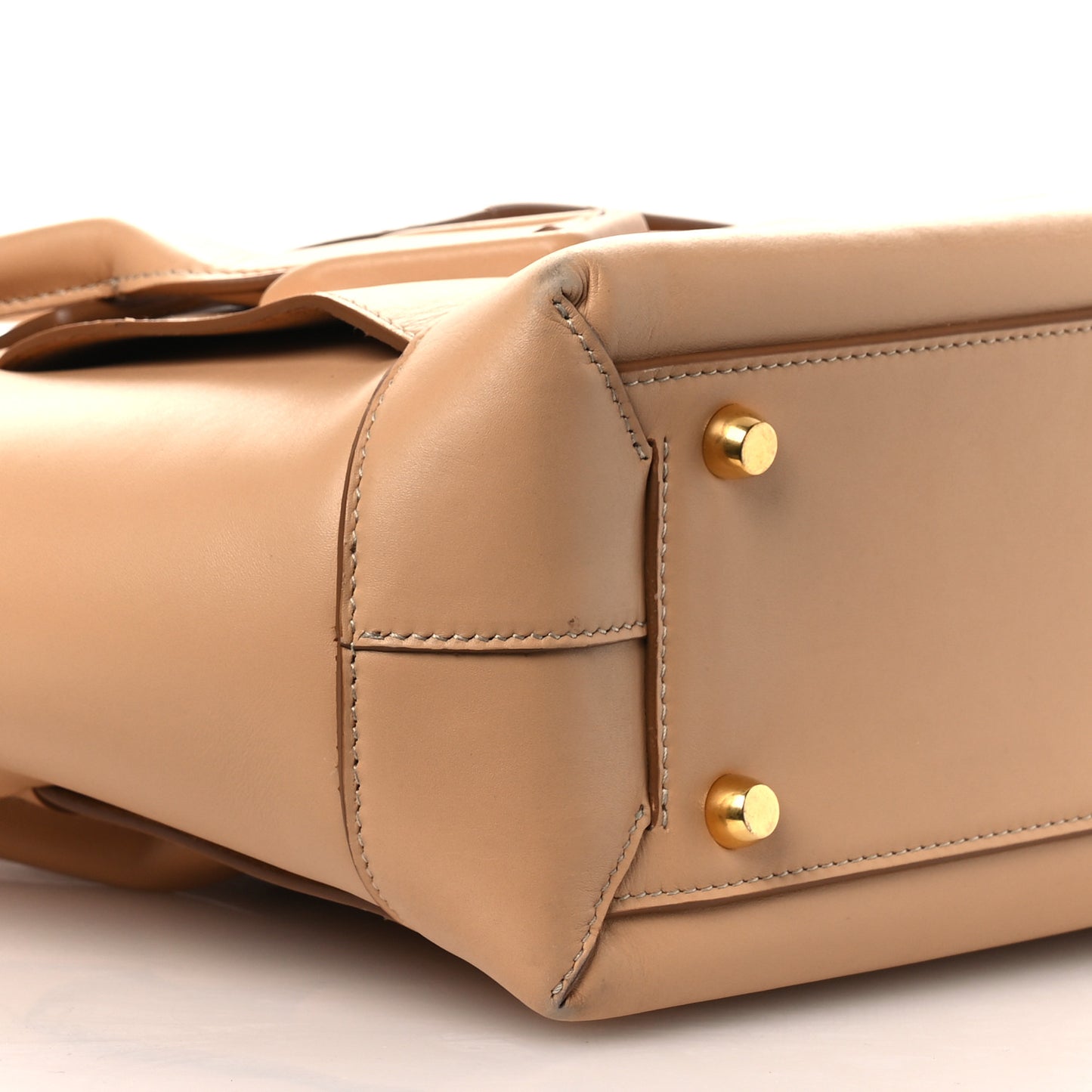 Grained Calfskin Maxi Intrecciato Medium Arco Nude