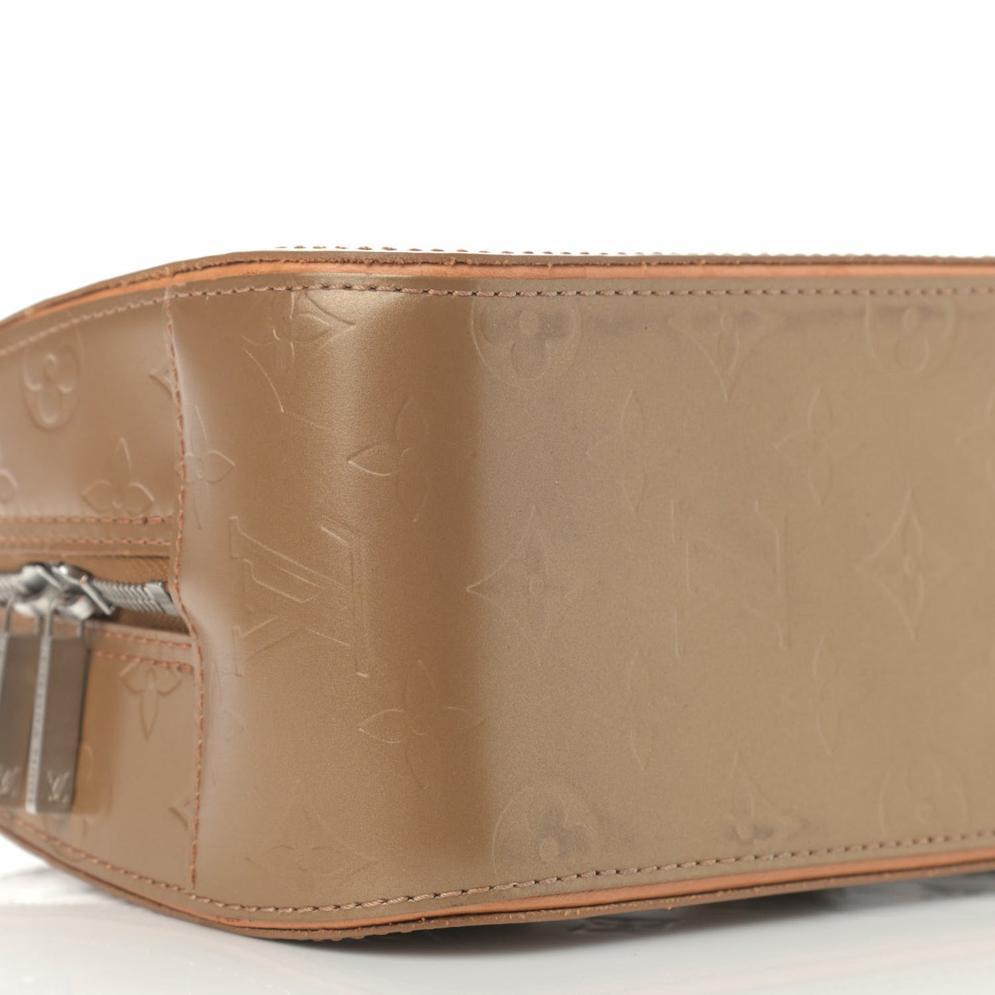 Monogram Mat Shelton Ambre