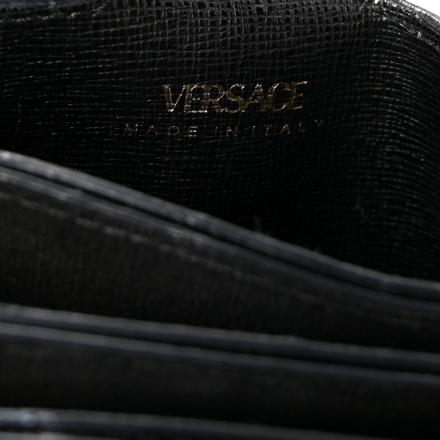Saffiano Virtus Accordion Wallet Black