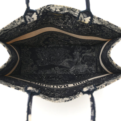 Christian Dior Canvas Embroidered Large Dioriviera Toile De Jouy Reverse Book Tote Blue 5 of 13