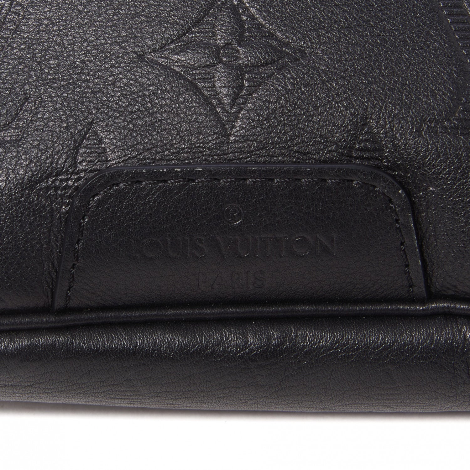 Louis Vuitton Calfskin Monogram Shadow Discovery Bumbag Black 8 of 9