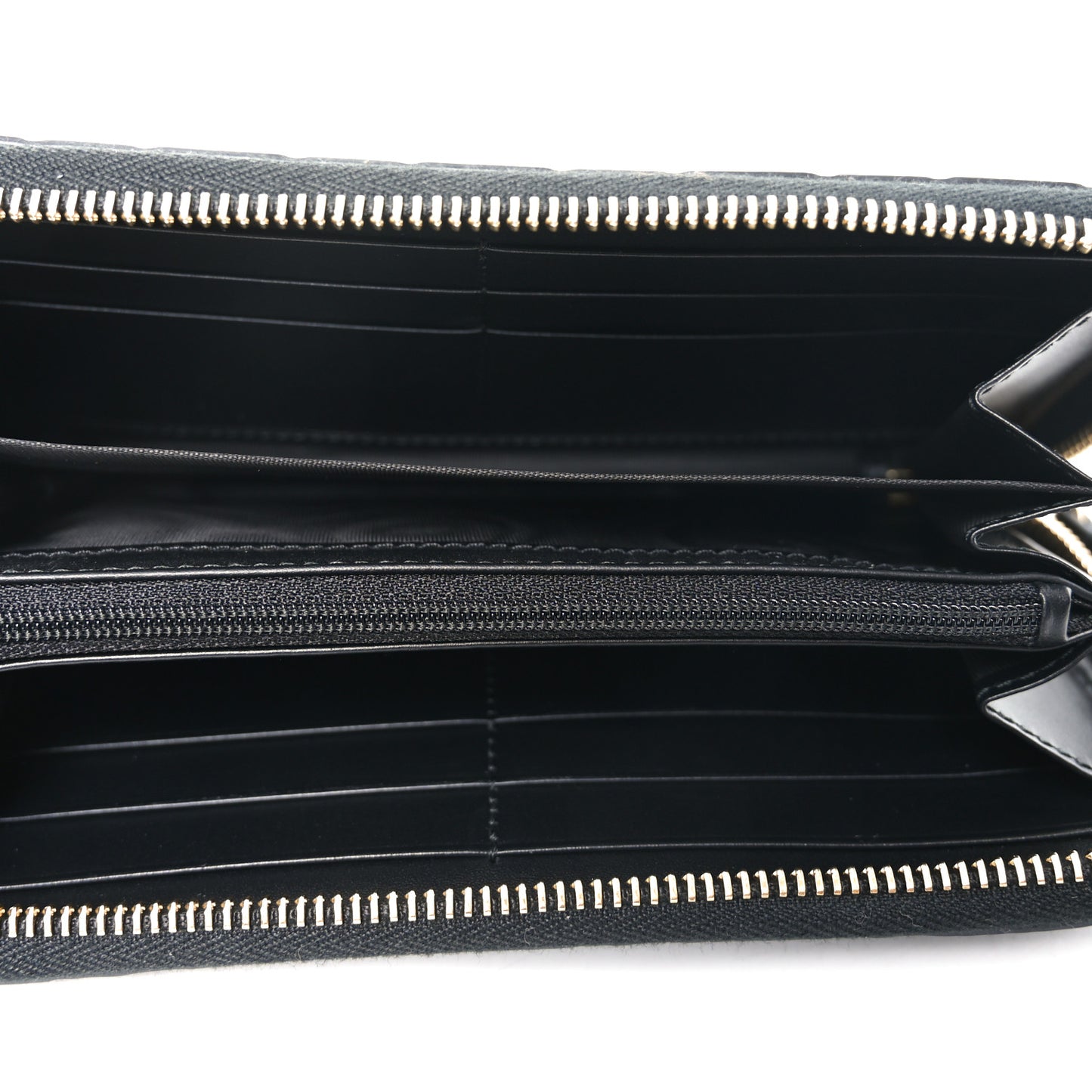 GG Calfskin Embossed Emblem Zip Around Wallet Black