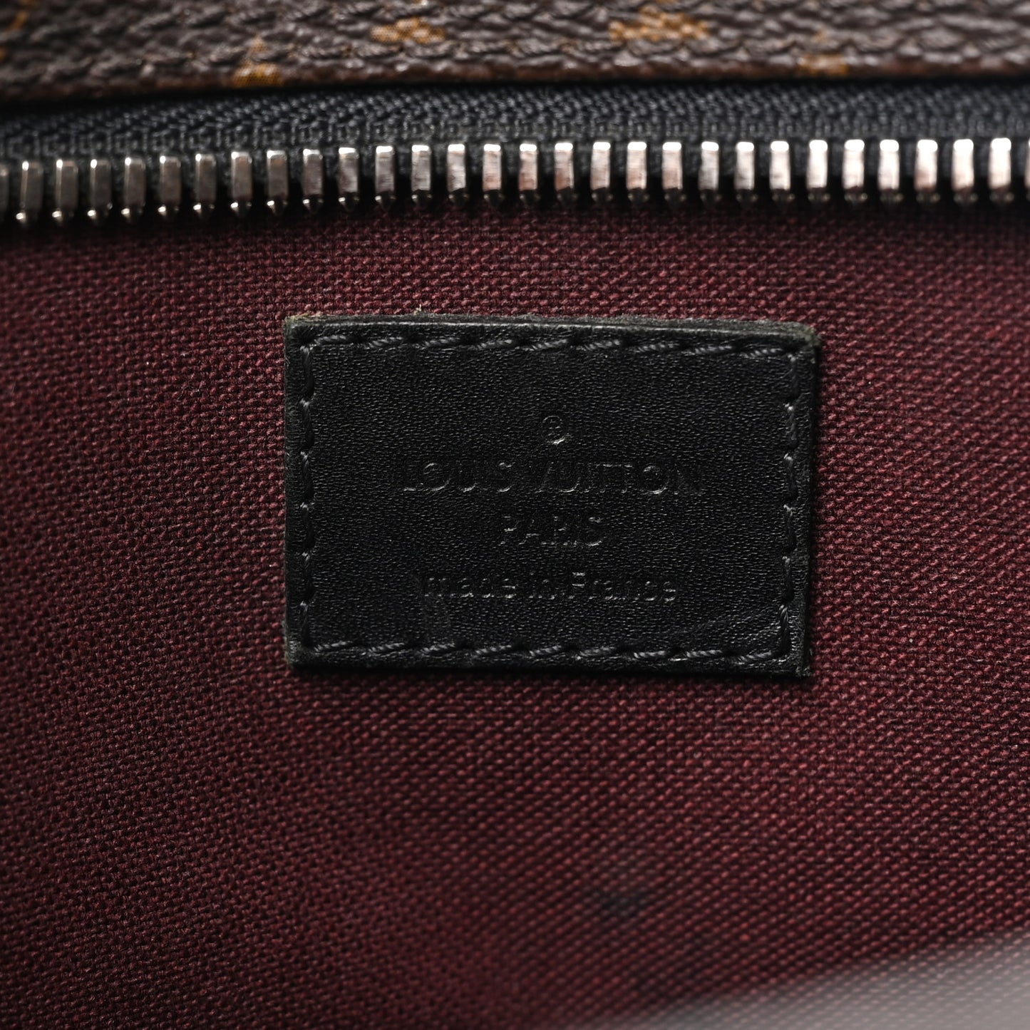 Monogram Macassar Kitan