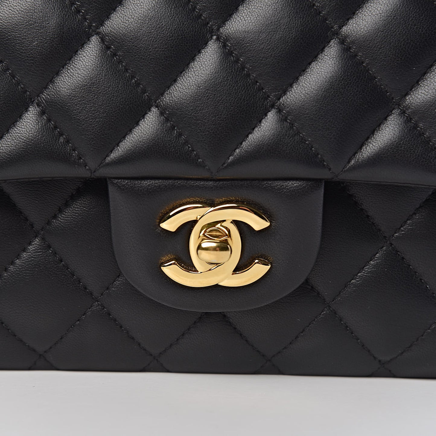 Lambskin Quilted Medium Double Flap Black