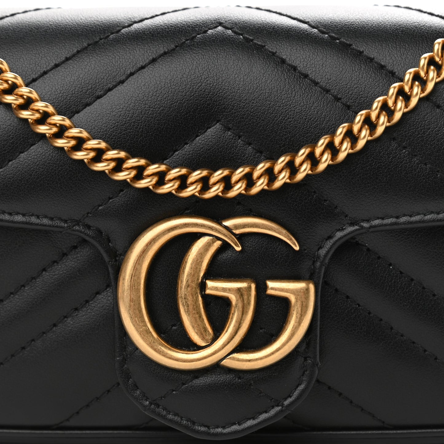 Calfskin Matelasse Super Mini GG Marmont Shoulder Bag Black