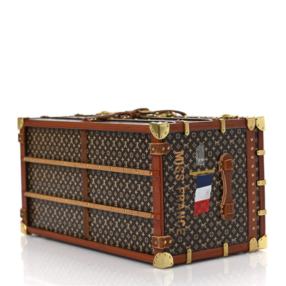 Louis Vuitton Miss France Trunk Paperweight 7 of 7