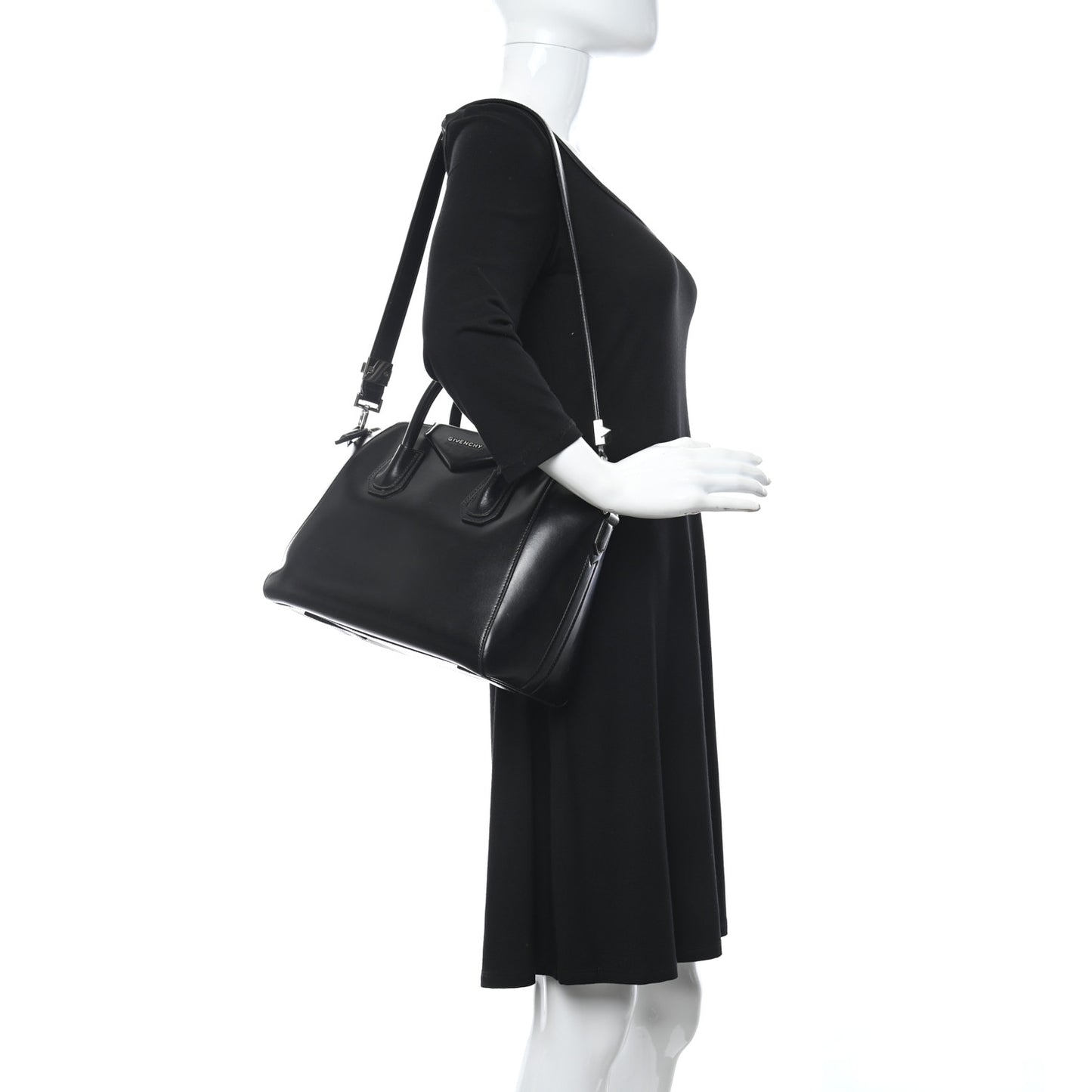 Shiny Lord Calfskin Small Antigona Black