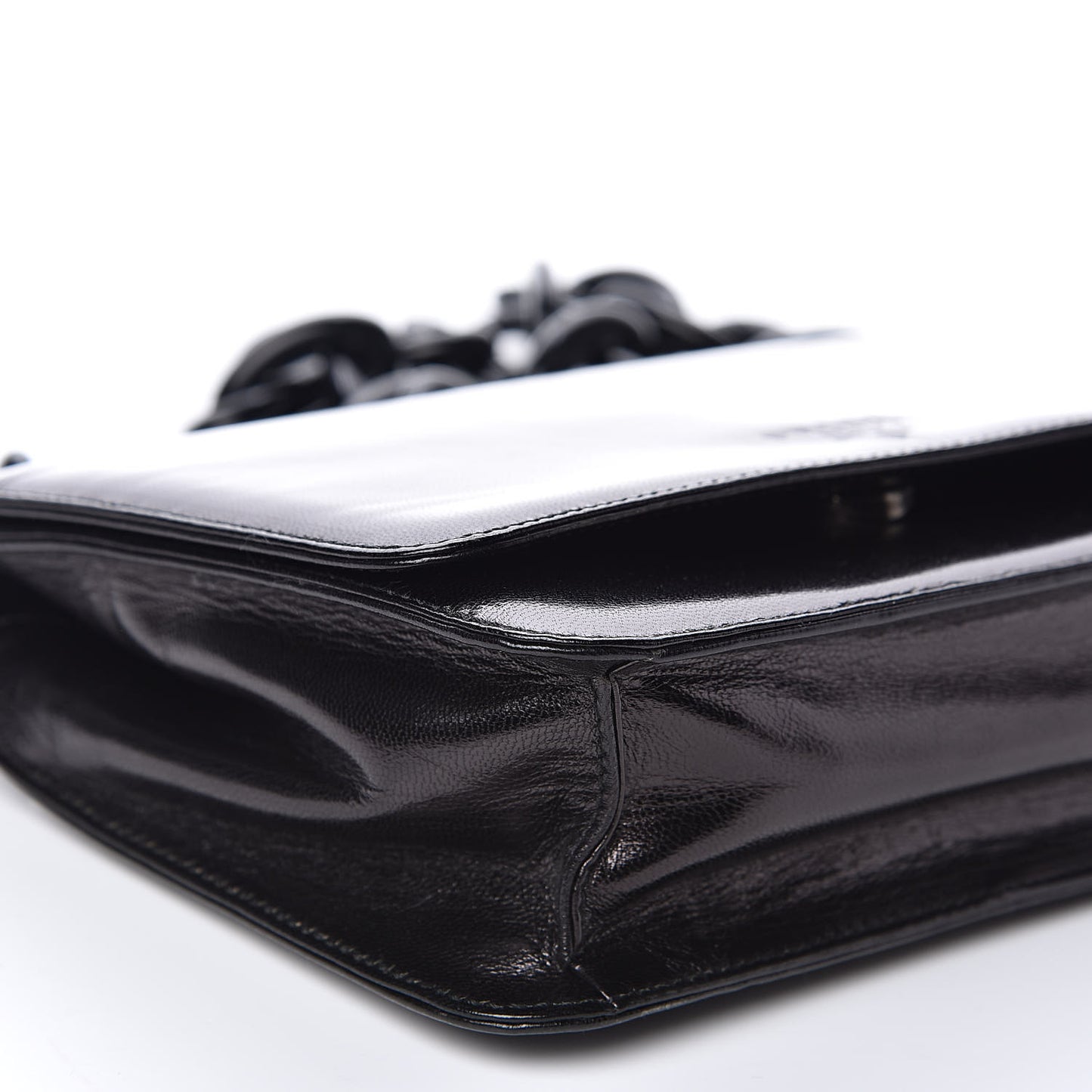 Goatskin Swing Chain Shoulder Bag Black