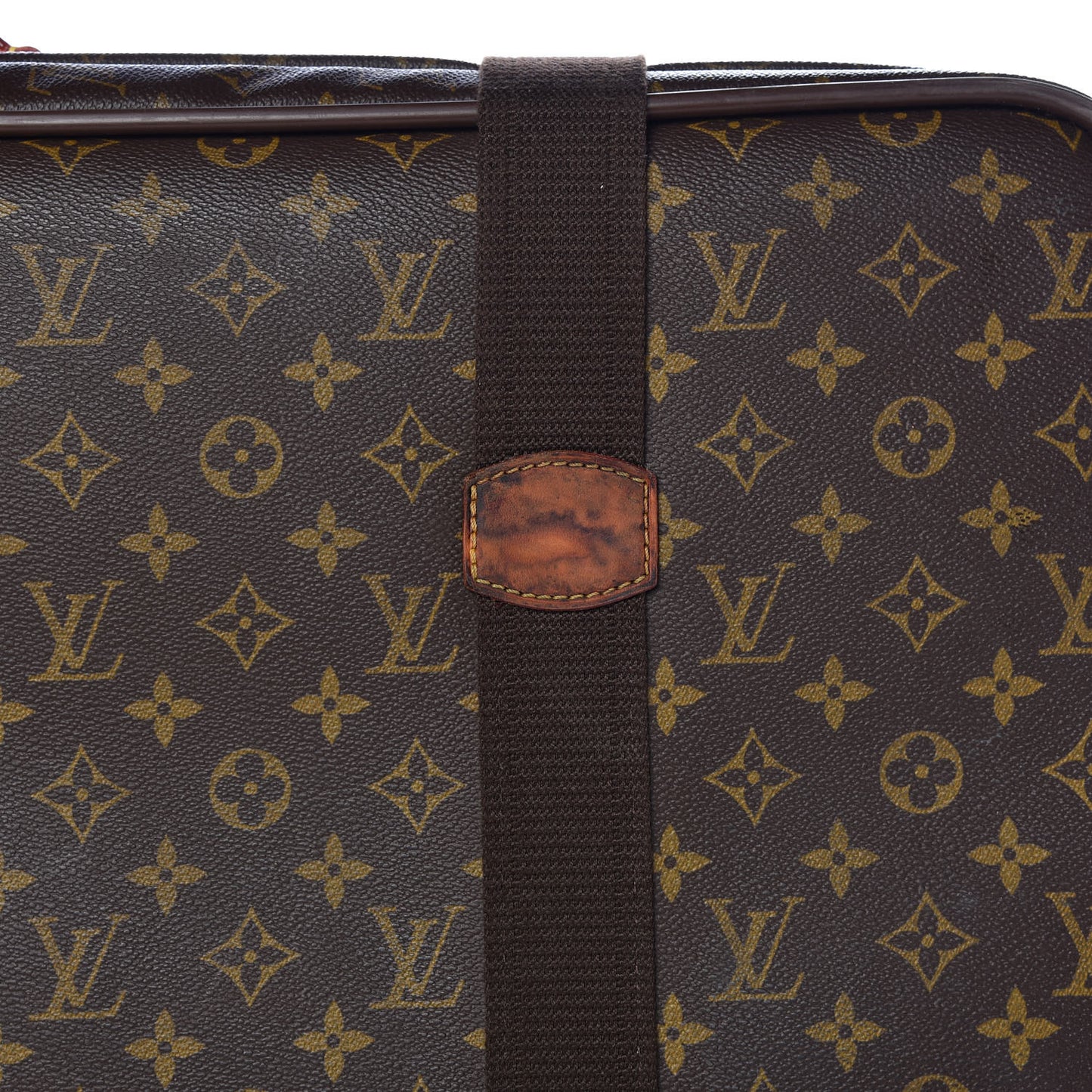 Monogram Satellite 70
